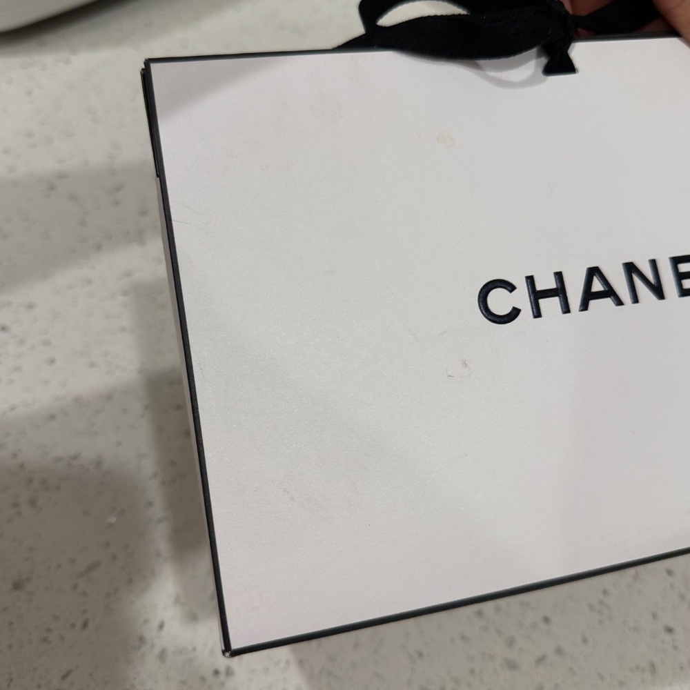 Chanel and Dior Small Box - Picture 3 of 7